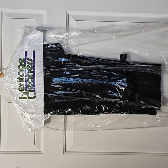 YANSI FUNGEL Dress Pants - Picture 2 of 11